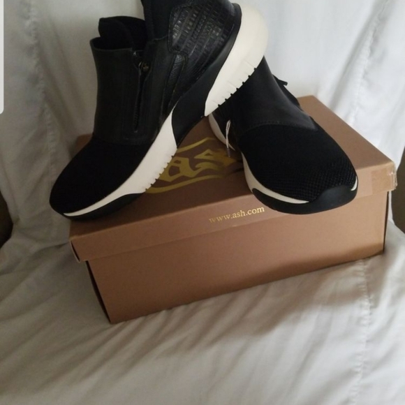 Sneakers for men or women - Picture 8 of 10